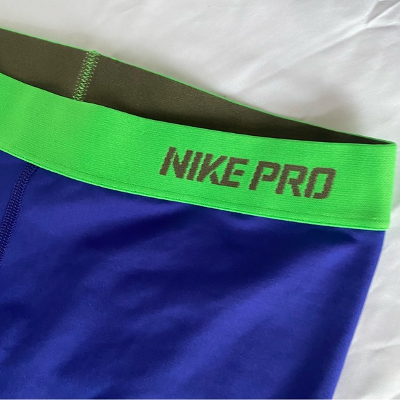 Nike pro capris - Picture 2 of 6